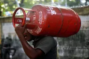 Commercial LPG price hiked by Rs 101: cylinder to cost Rs 2,276 in Hyderabad Commercial LPG price hiked by Rs 101: cylinder to cost Rs 2,276 in Hyderabad