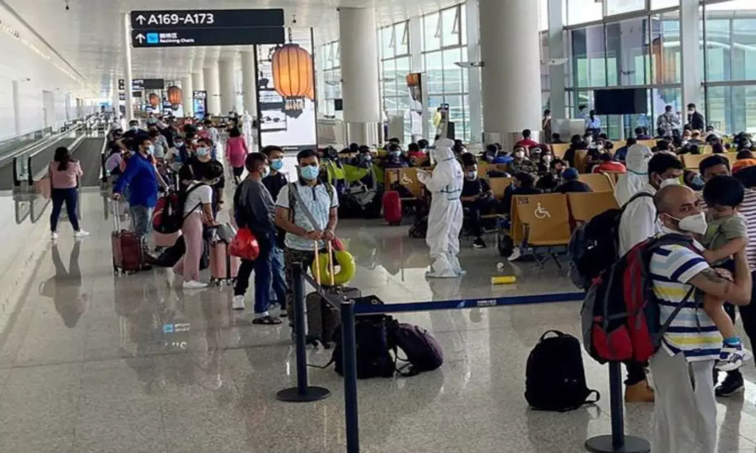 Omicron threat: 6 passengers arriving from `countries-at-risk test positive for COVID-19 in India