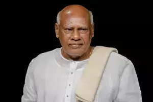 Former united Andhra Chief Minister Konijeti Rosaiah passes away; tributes pour in Former united Andhra Chief Minister Konijeti Rosaiah passes away; tributes pour in