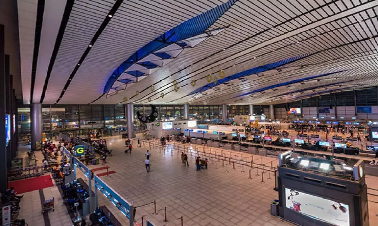 Visa fraud: 44 women from TS, AP cheated by travel agent; detained at RGIA