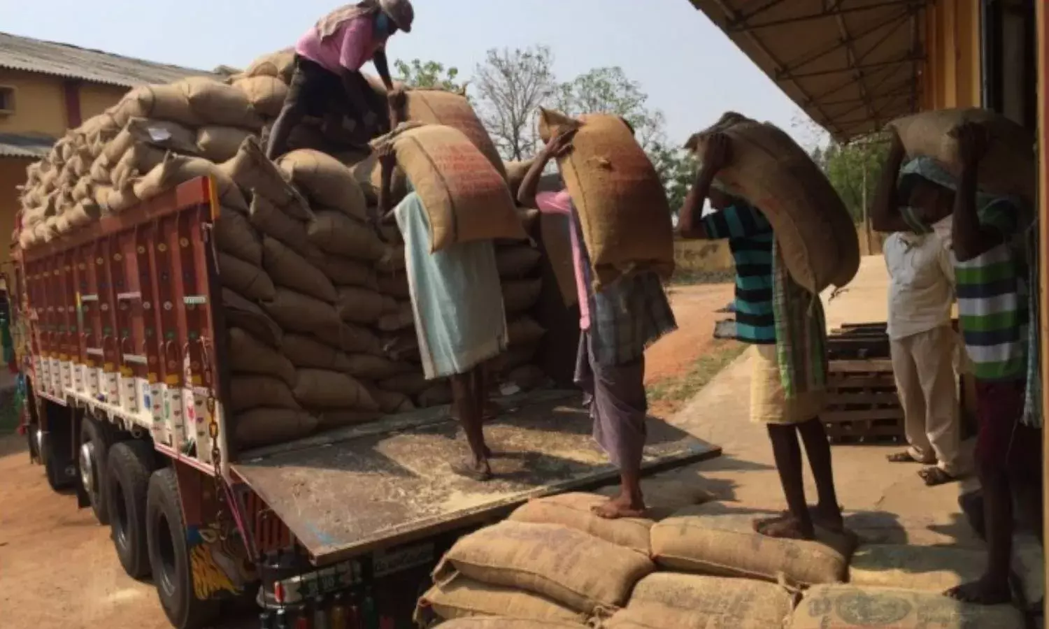 45YO paddy farmer ends life in Medak; second death over paddy crisis in a week