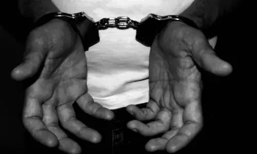 CBI arrests Vijayawada GST official for taking bribe