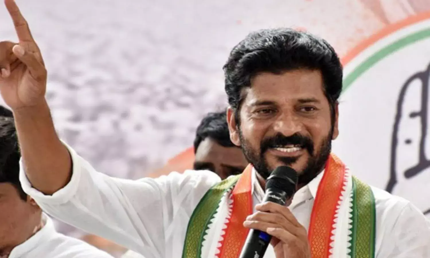 Revanth blames KCR for rising farmer suicides in TS, says CM suppressing numbers