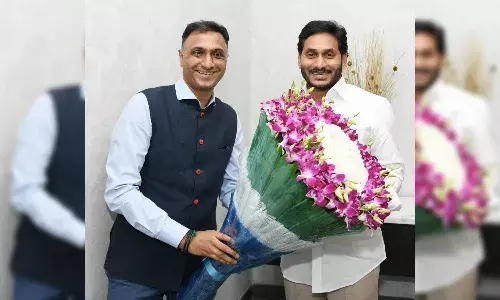 Flipkart CEO, Jagan discuss investment opportunities, tech for farmers