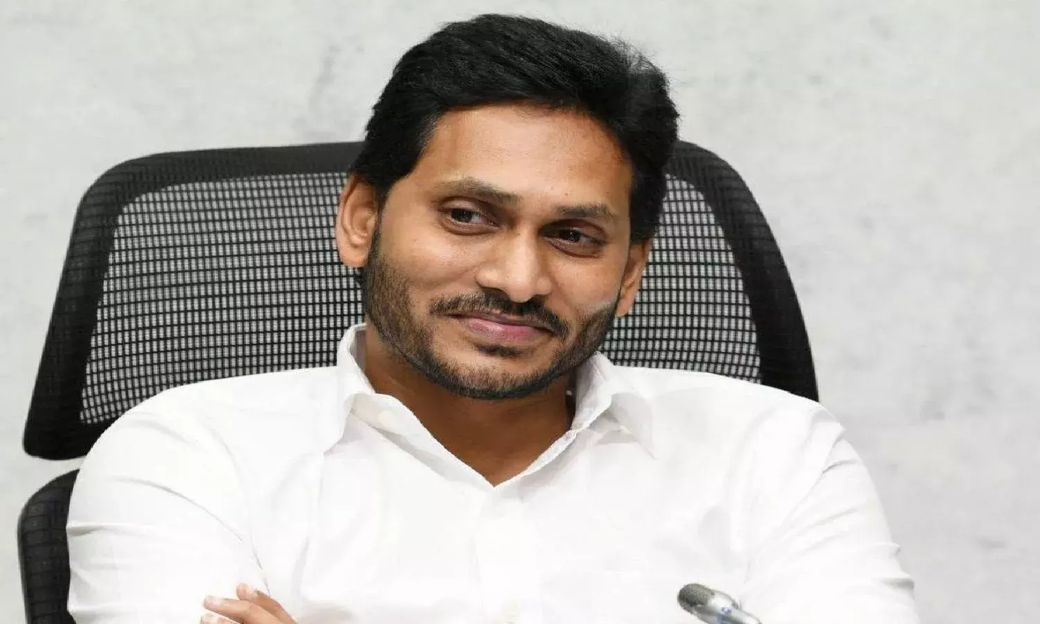 Jagan launches housing scheme Jagananna Sampoorna Gruha Hakku