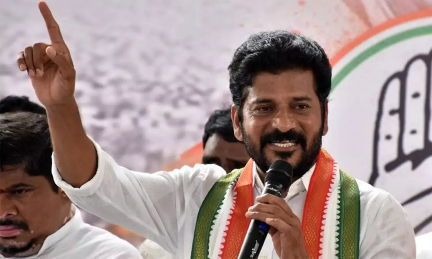 Will expose Modi-KCR nexus at farmers rally in Erravalli: Revanth