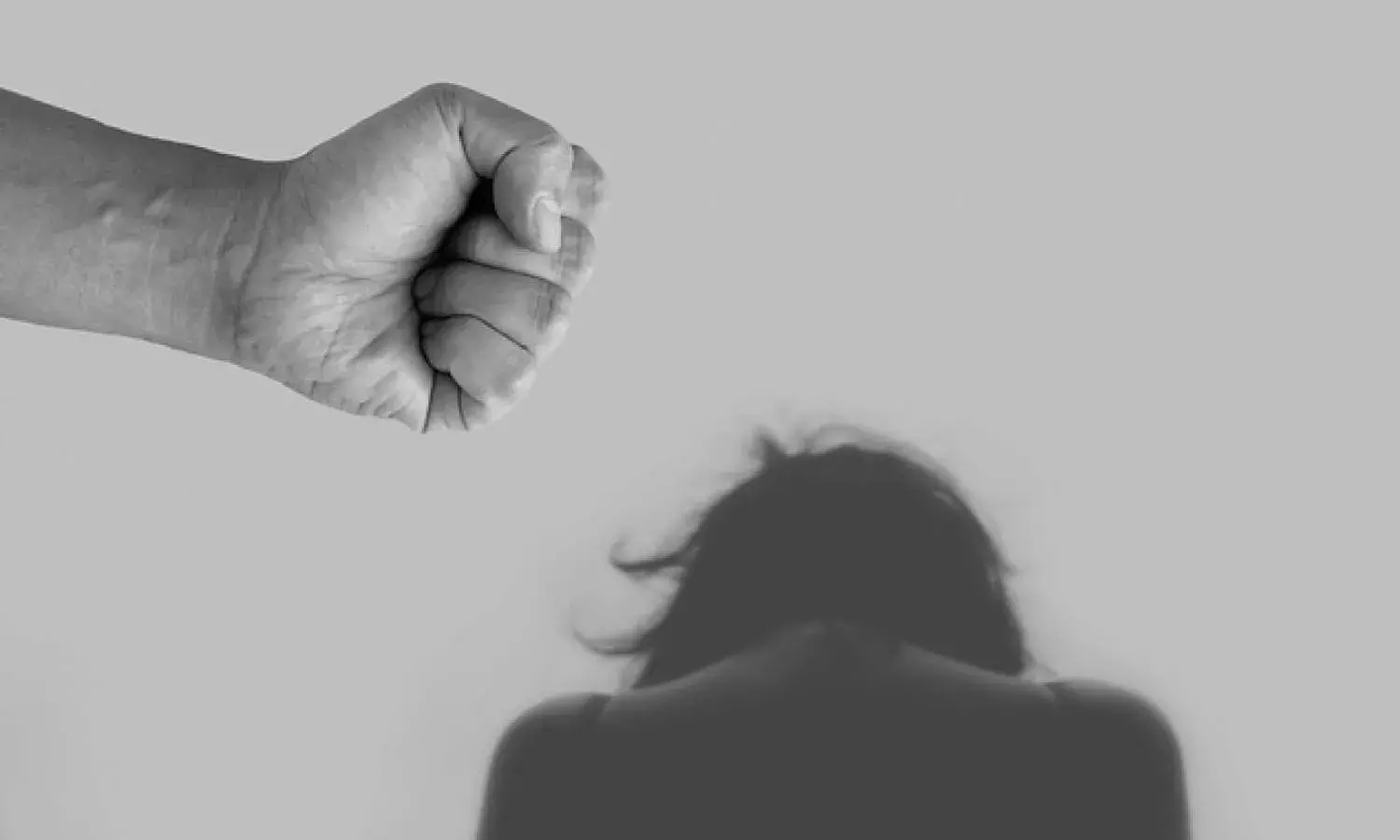 Tired of harassment from husband, woman ends life with son in Siddipet