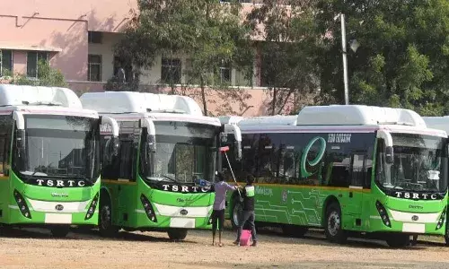 TSRTC to offer free ride to children below 12 yrs on New Year day