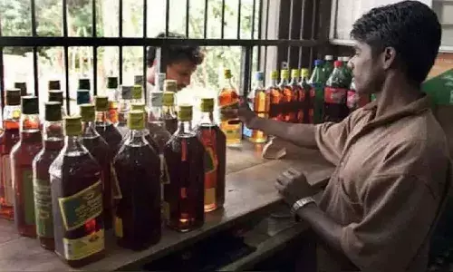 TS registers record high liquor sales worth Rs. 30,222 crore in 2021