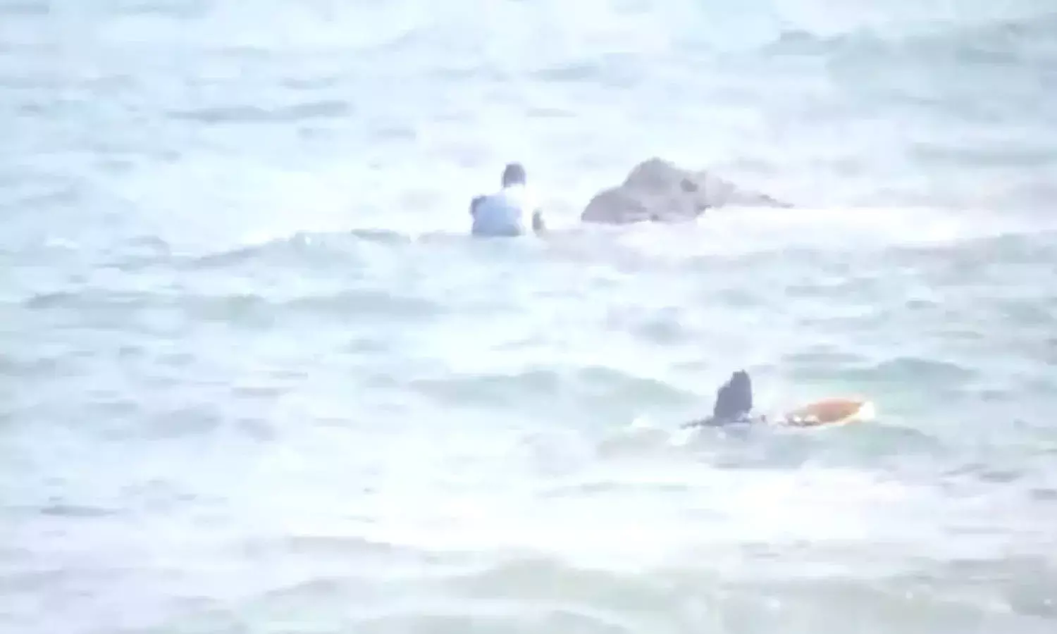 Four youngsters drowns in sea at Vizag; 2 bodies recovered
