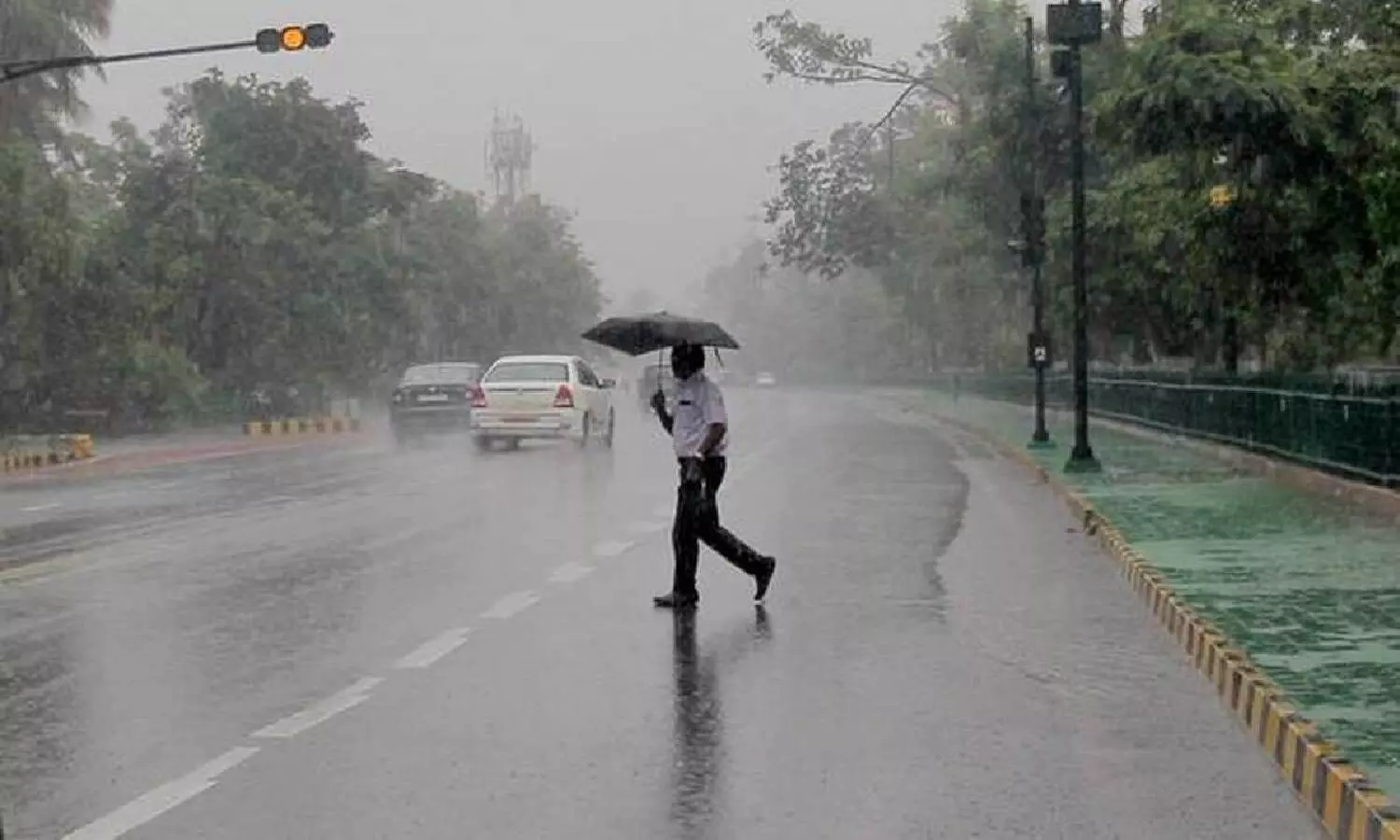Heavy rainfall in Telanganas Rajanna Sircilla, Jangaon