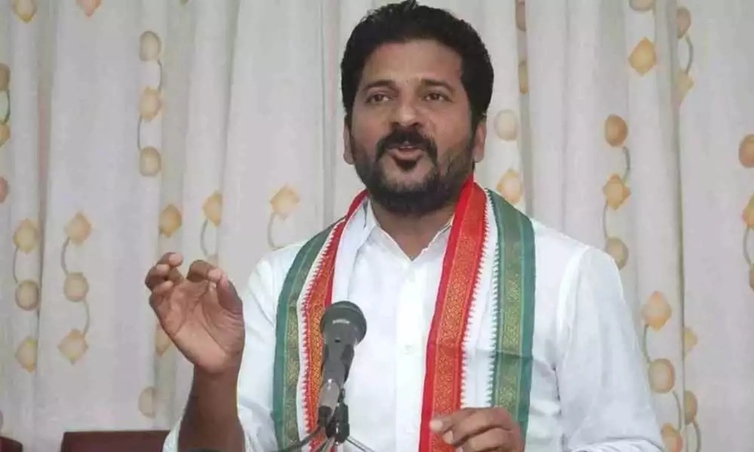 Ready to expose `bogus Agri growth claims: Revanth Reddy accepts KTRs challenge