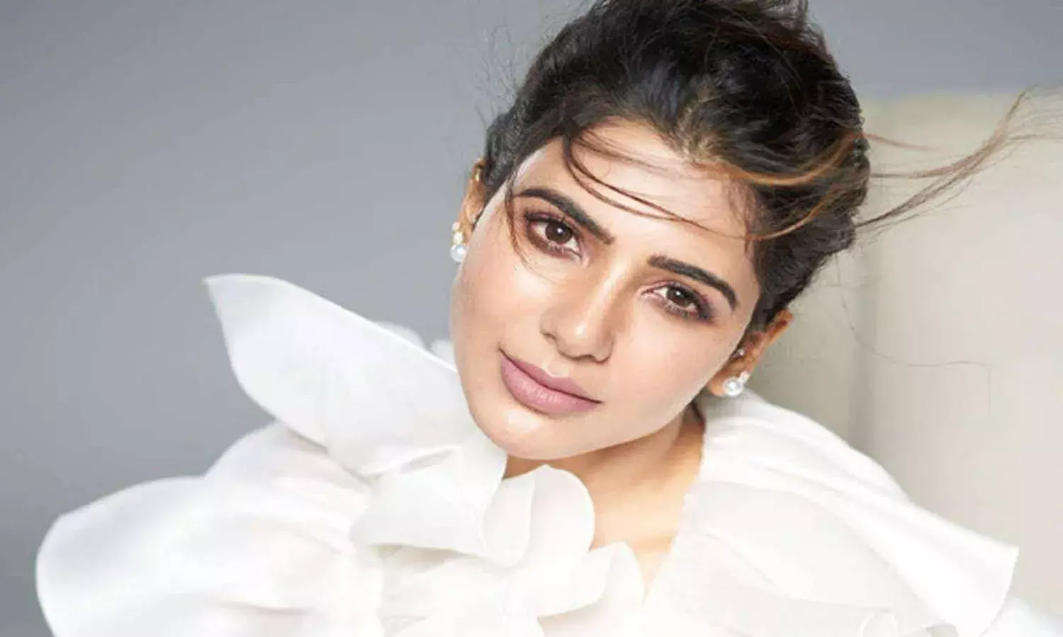 Did Samantha sign a three-film deal with a big production house in Bollywood? Details inside.