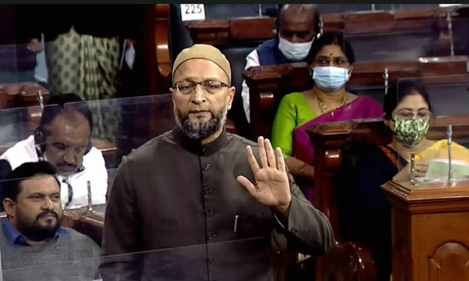 I dont want to live a stifled life: Owaisi rejects Z category security