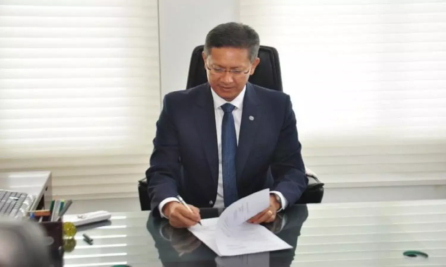 Former DGP Gautam Sawang appointed APPSC chairman