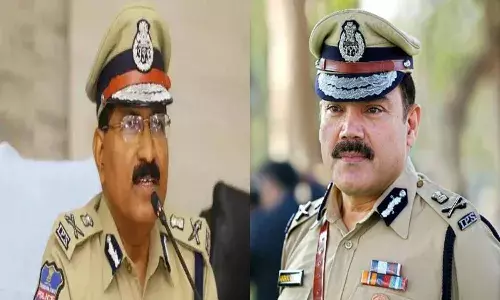 Telangana DGP Mahendra Reddy suffers hairline fracture, goes on leave; Anjani Kumar given charge