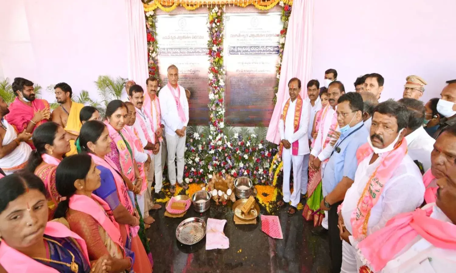 TS on right track of development, says KCR launching 2 irrigation projects