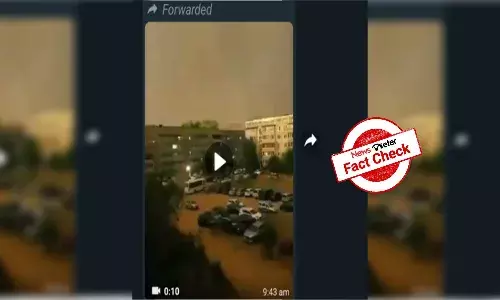 Fact Check: Video of lightning strike passed off as Russian attack on Ukrainian city