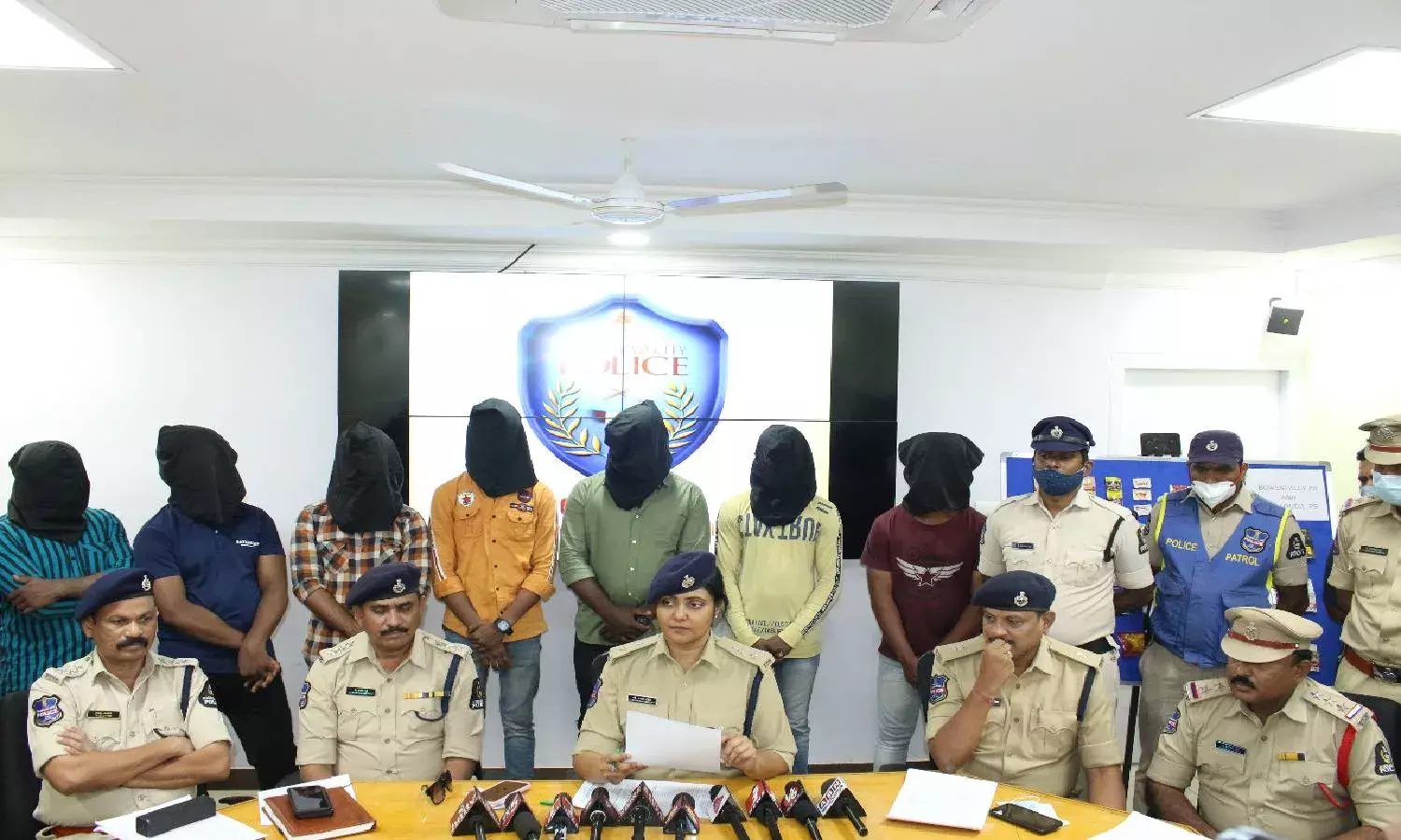 Seven arrested for bike racing in Begumpet