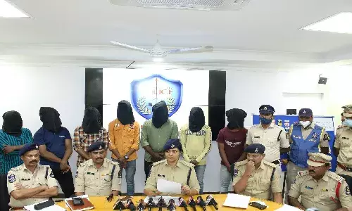 Seven arrested for bike racing in Begumpet
