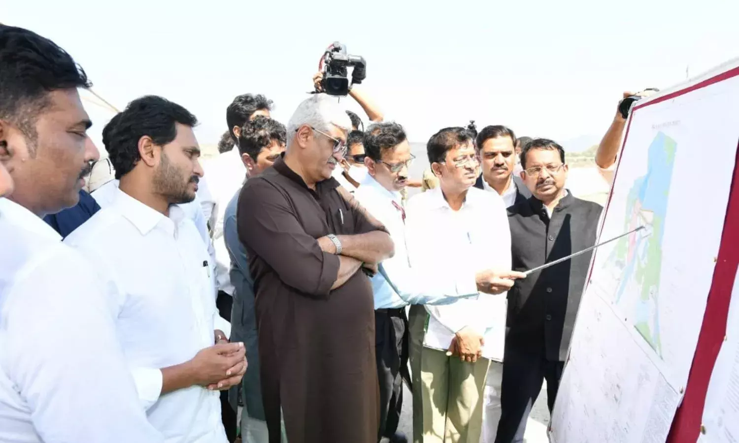 Jagan, Union minister review Polavaram Project, discuss relocation of flood victims, funds