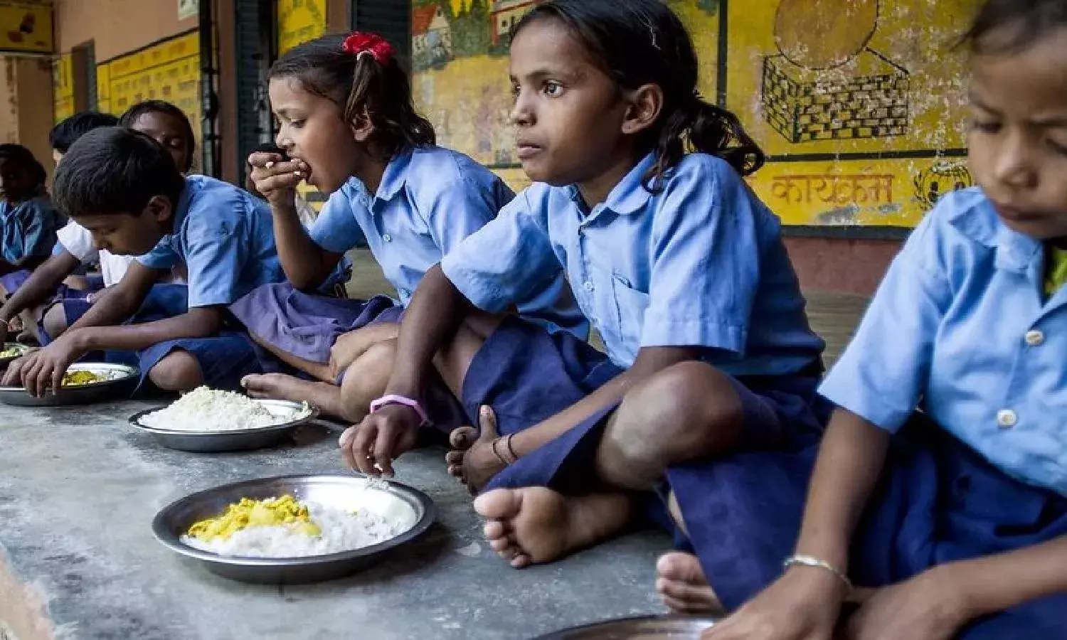 42 students of Nandyala school suffer food poisoning after consuming mid-day meal