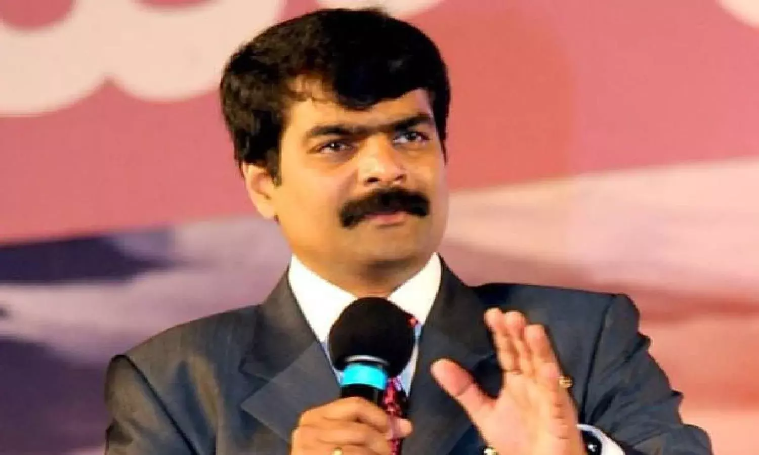 Jagans apolitical brother-in-law says Christians facing difficulties, supports idea of separate party