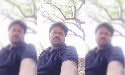 Nalgonda teacher harassed women on streets, showed them pornograhic; arrested