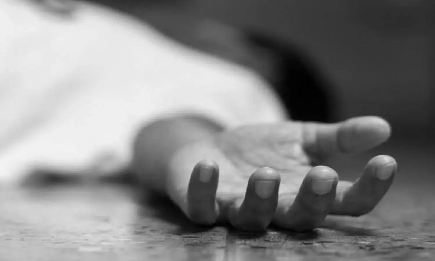 Wife refuses to cook chicken, man dies by suicide in Dundigal