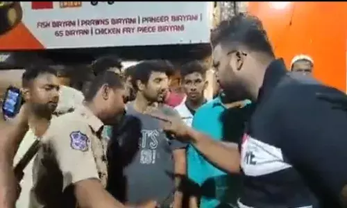 AIMIM Bholakpur corporator booked for abusing police