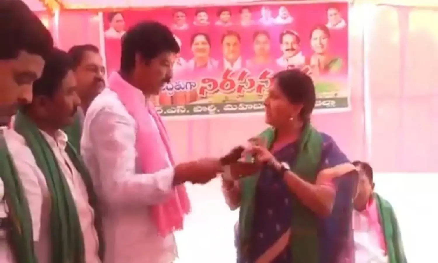 TRS MLA Shankar Nayak snatches mike from MP Kavitha; video goes viral