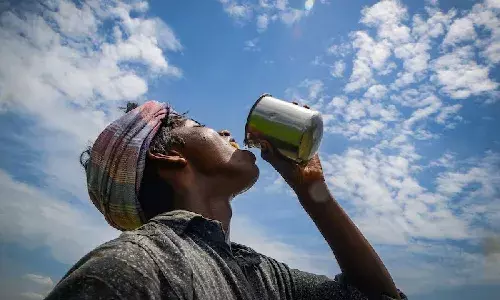Hot days ahead: Mercury levels soar in TS, highest temp of 41.3°C recorded in Nizamabad