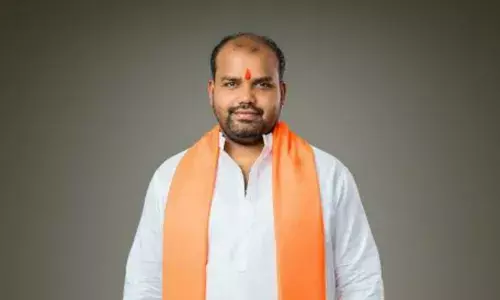 `Give us two minutesā¦: BJYM Hyderabad in-charge Laddu Yadav booked