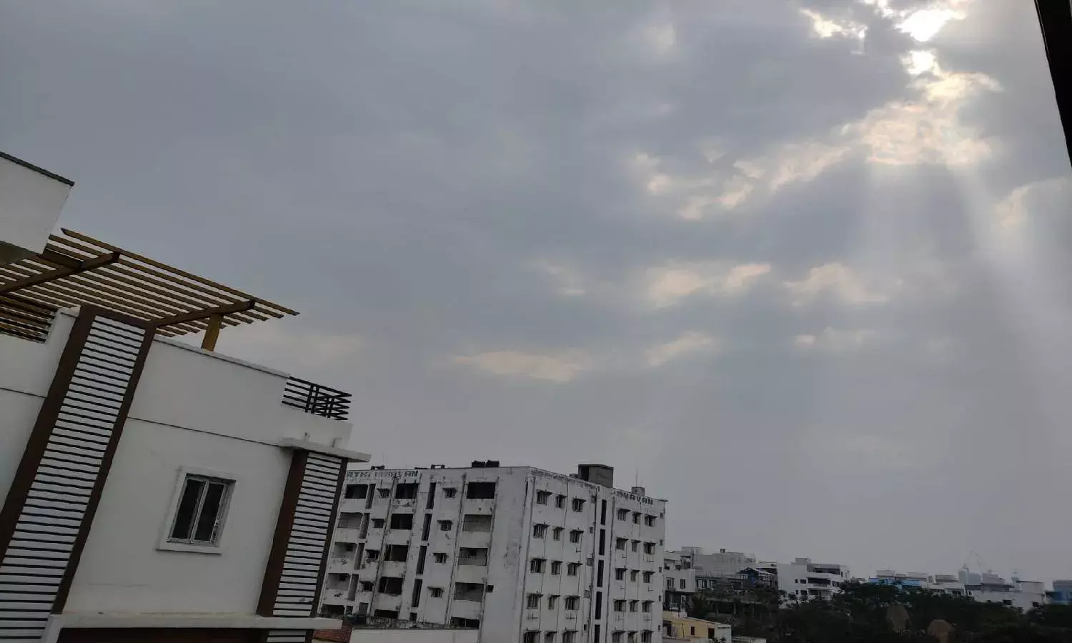 Light to moderate rains in TS for next 5 days; IMD warns of thunderstorms