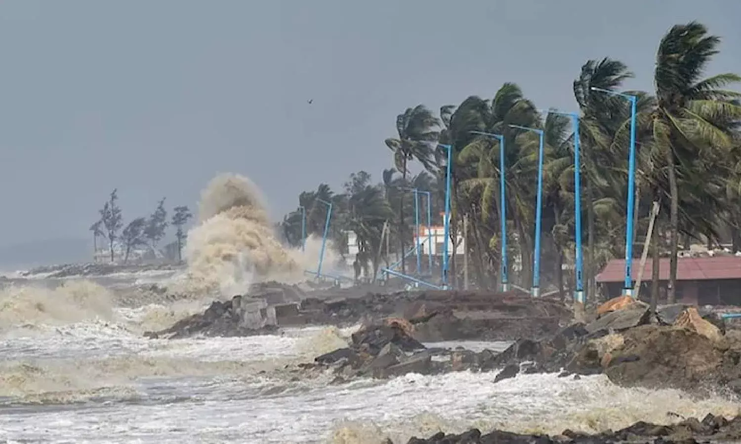 Cyclone Asani to hit Visakhapatnam on 10 May, light rains expected for 2 days in north AP