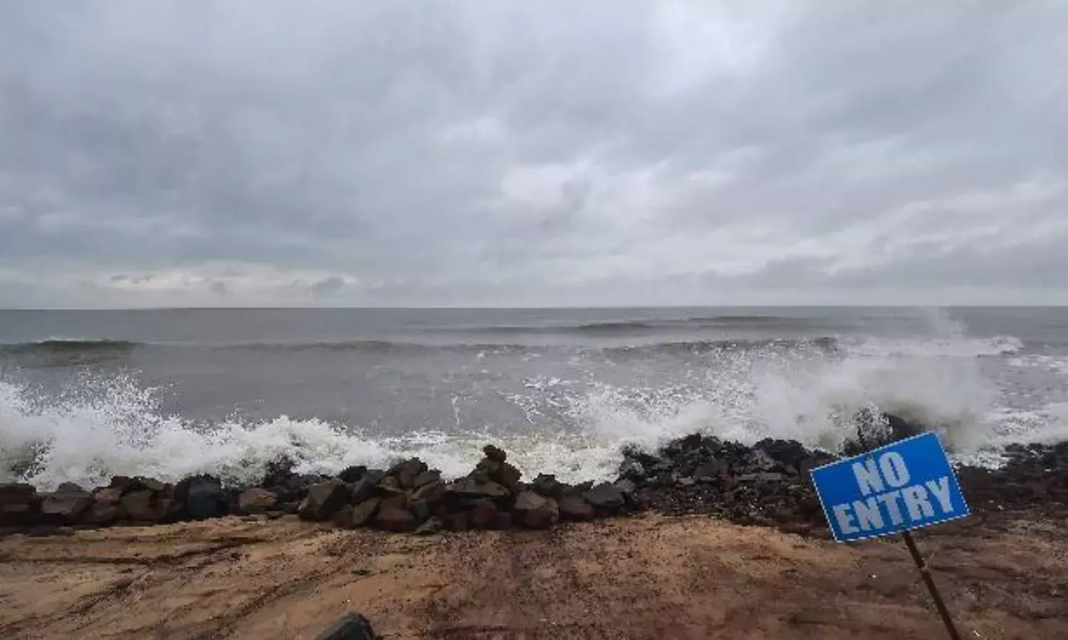 Cyclone Asani: Rains lash Nellore, Tirupati, Srikakulam; orange alert in 4 districts