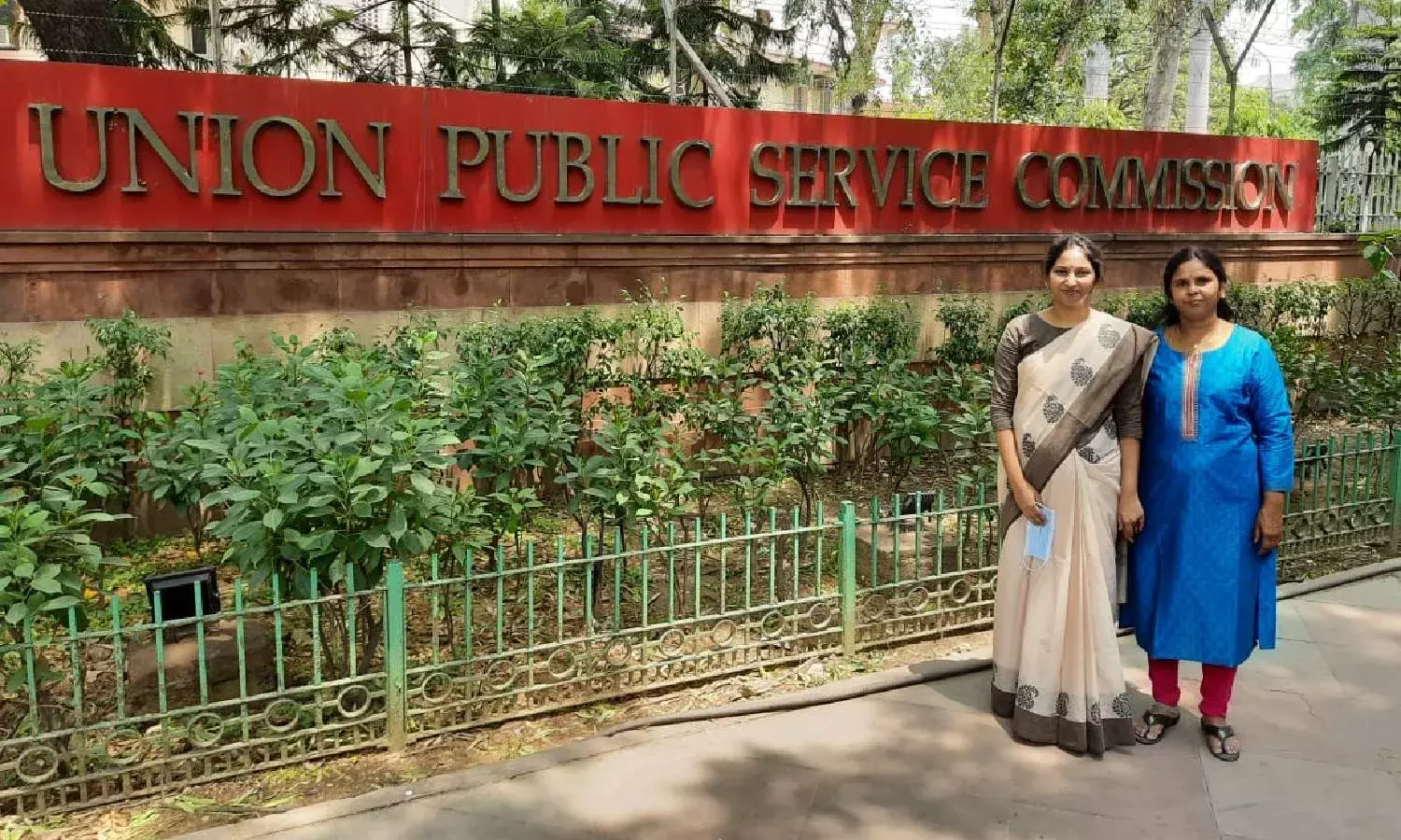 Marry her off: Nizamabads Arugula Sneha proves society wrong, bags AIR 136 in UPSC; says `journey has just started