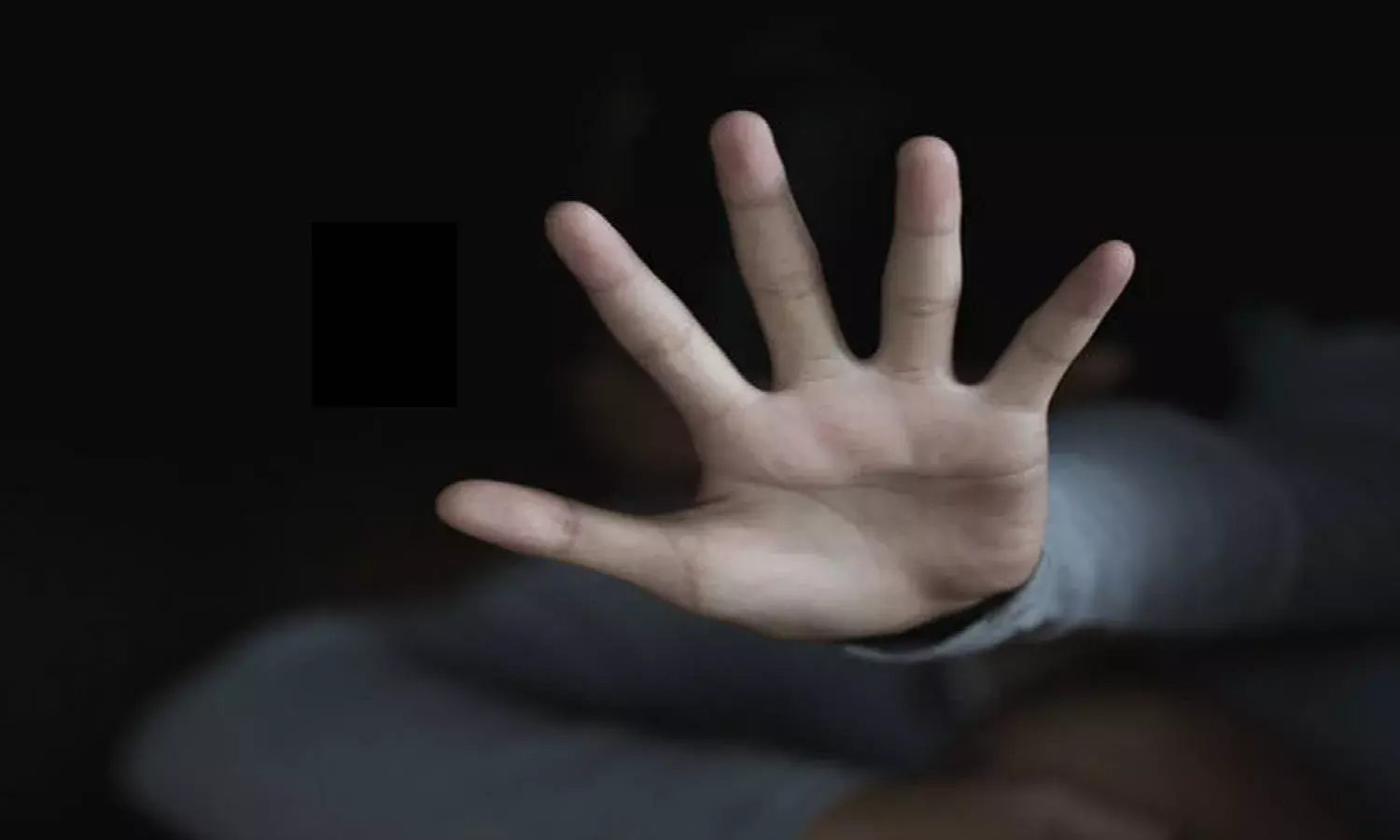 Hyderabad shocker: Man sets wife afire in front of children at Nallakunta; held