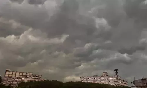 `Saawan ka mahina, pawan kare…:  Heavy rains bring respite from sweltering heat in AP