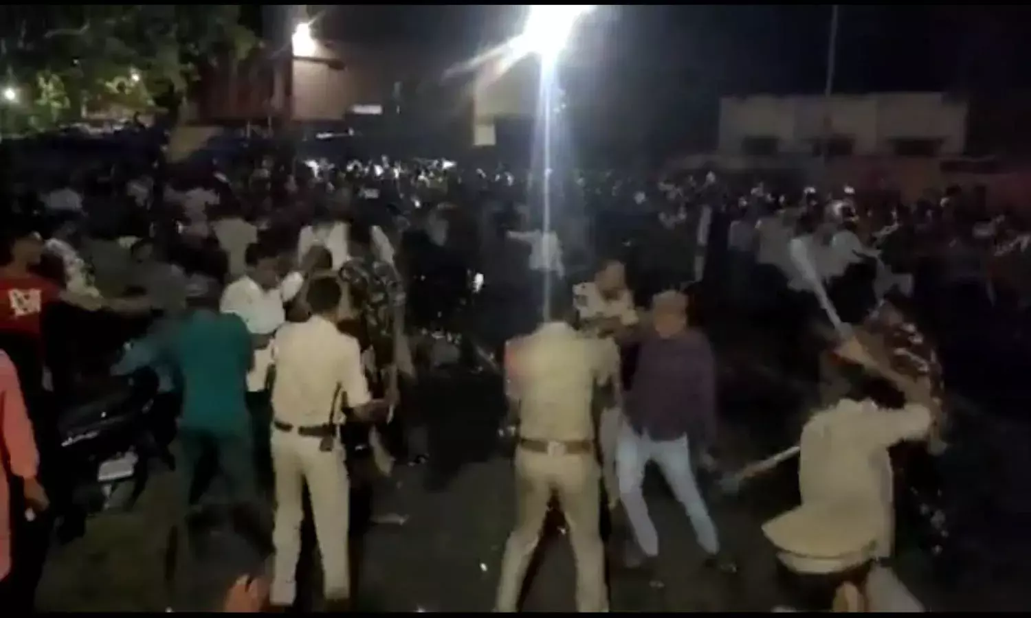 Unrest in Adilabad over social media post insulting the Prophet, cops lathi-charge protestors