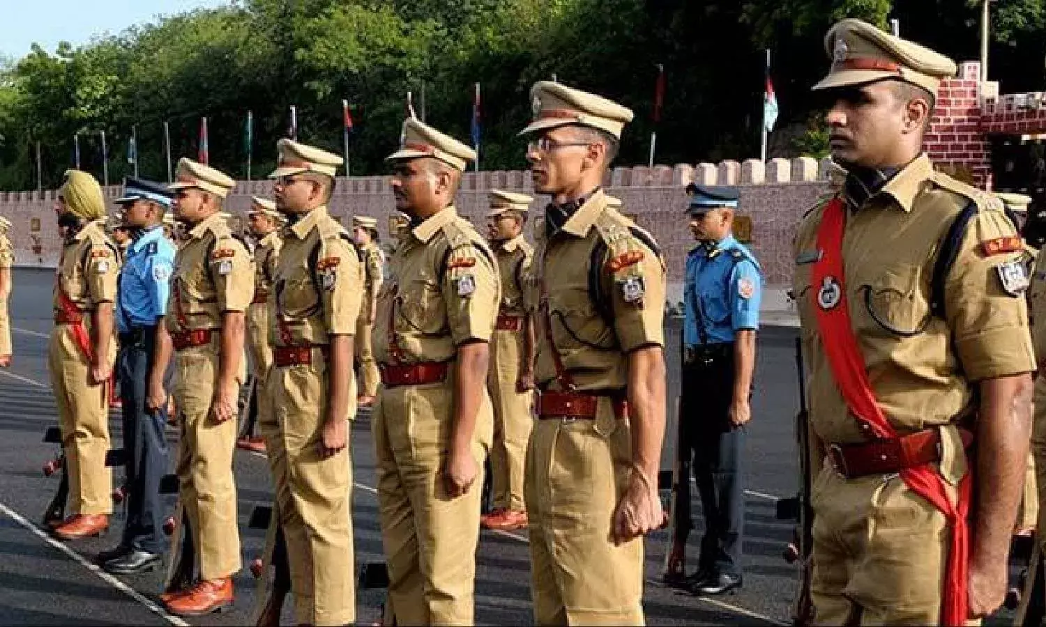 AP orders transfer of 5 IPS officers