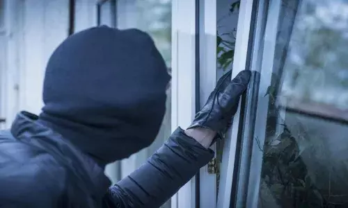 Madhapur cops arrest man who committed 43 burglaries