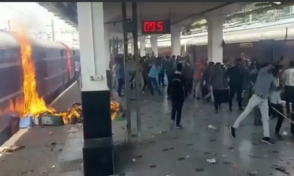 Agnipath scheme: Protests turn violent; 5 trains torched, Secunderabad Railway Station ransacked