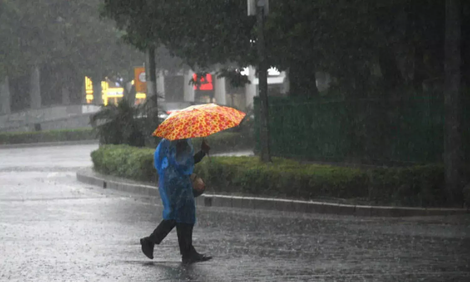 Yellow alert in Telangana for next four days; Mercury levels dip in state