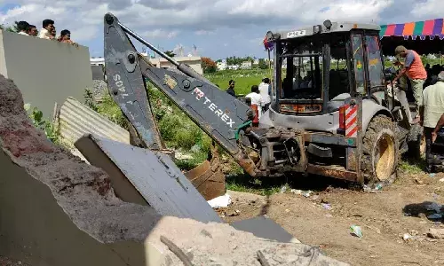 Attack on Ayyanna Patrudus house part of Jagans vendetta: Naidu