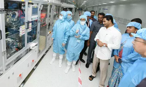 Jagan goes on inauguration spree, launches 6 projects worth Rs. 4,000 cr