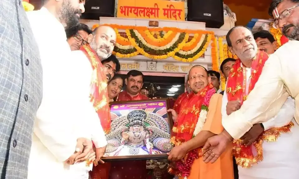 Yogi prays at Bhagyalaxmi, temple in MIM bastion becomes new rallying point for BJP leaders
