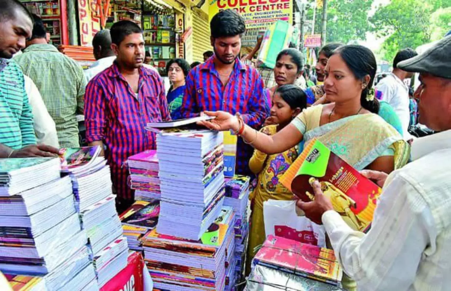 Textbook distribution delay: TS students try bridge course to make up for academic loss