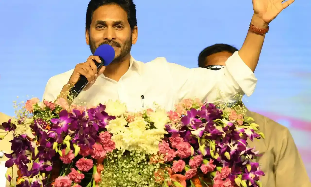Jagan sets his eyes on 175 seats for YSRCP in 2024 elections