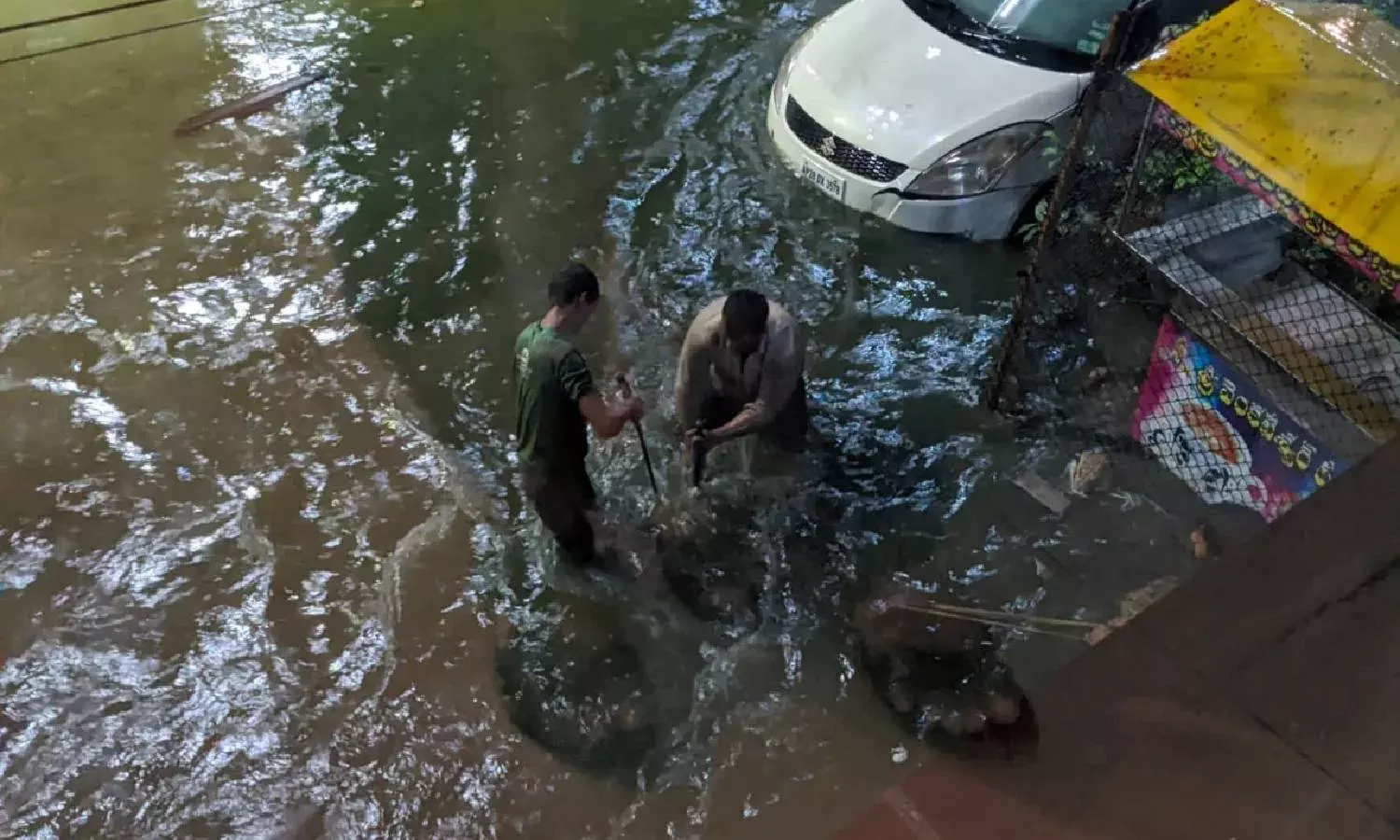 Heavy rains cause waterlogging in several areas of Hyderabad